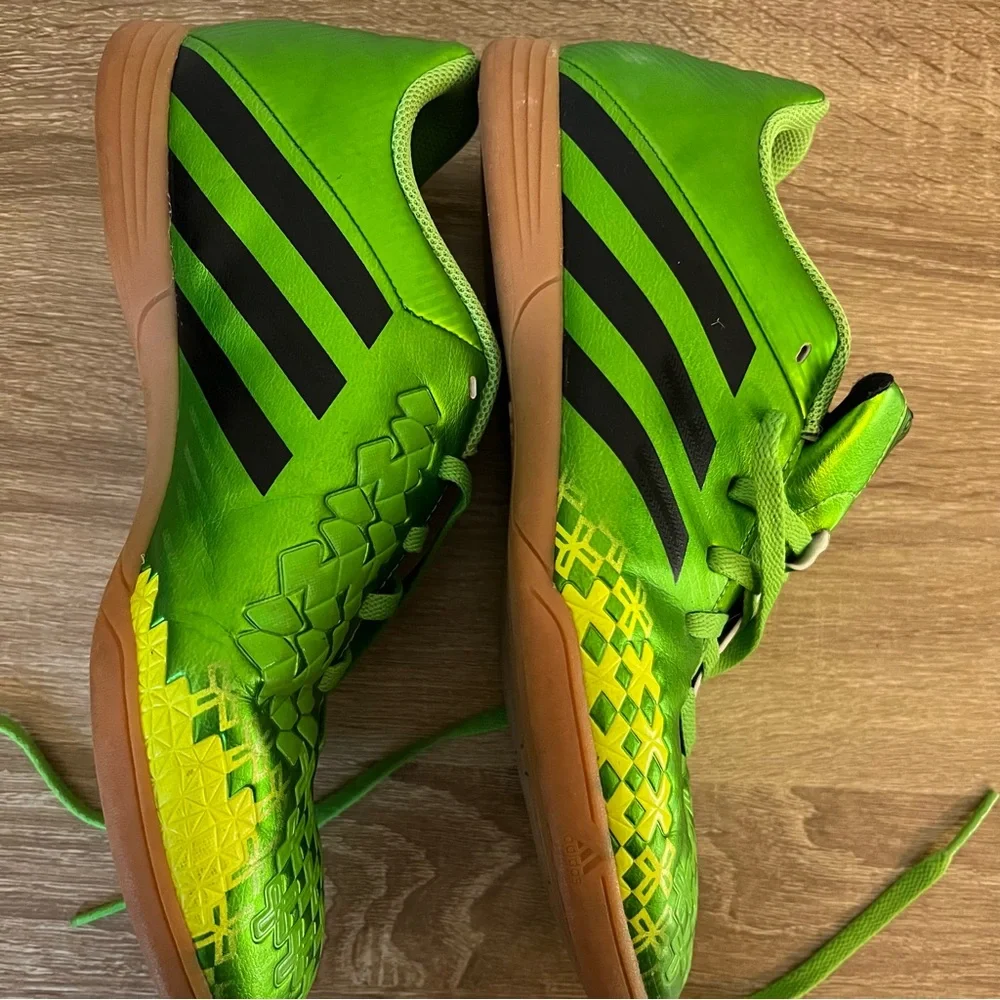 Adidas Predator Absolado LZ IN Indoor Soccer Shoe Size 7